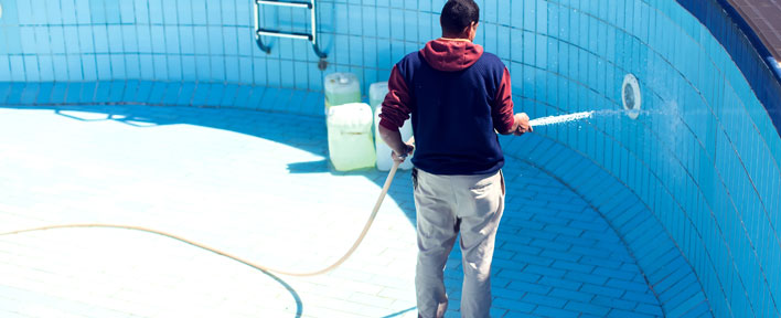 pool cleaning ocala